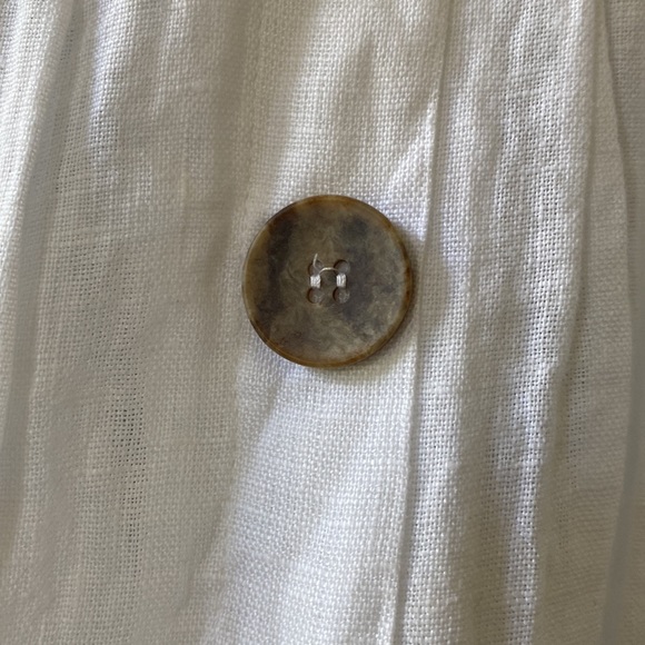 Linen Button Blouse - Picture 3 of 6